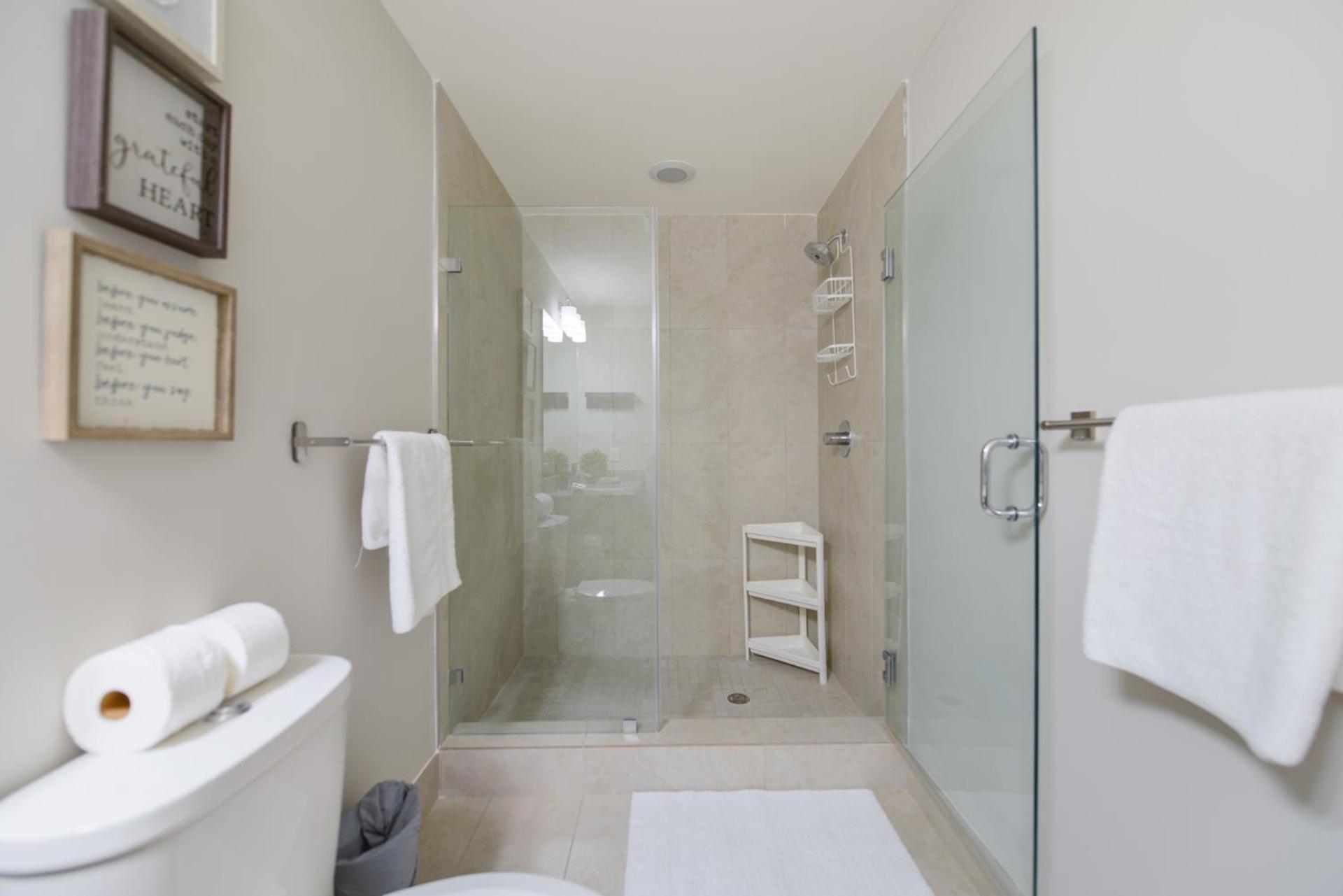 Apartment Modern At Downtown Doral Park *
