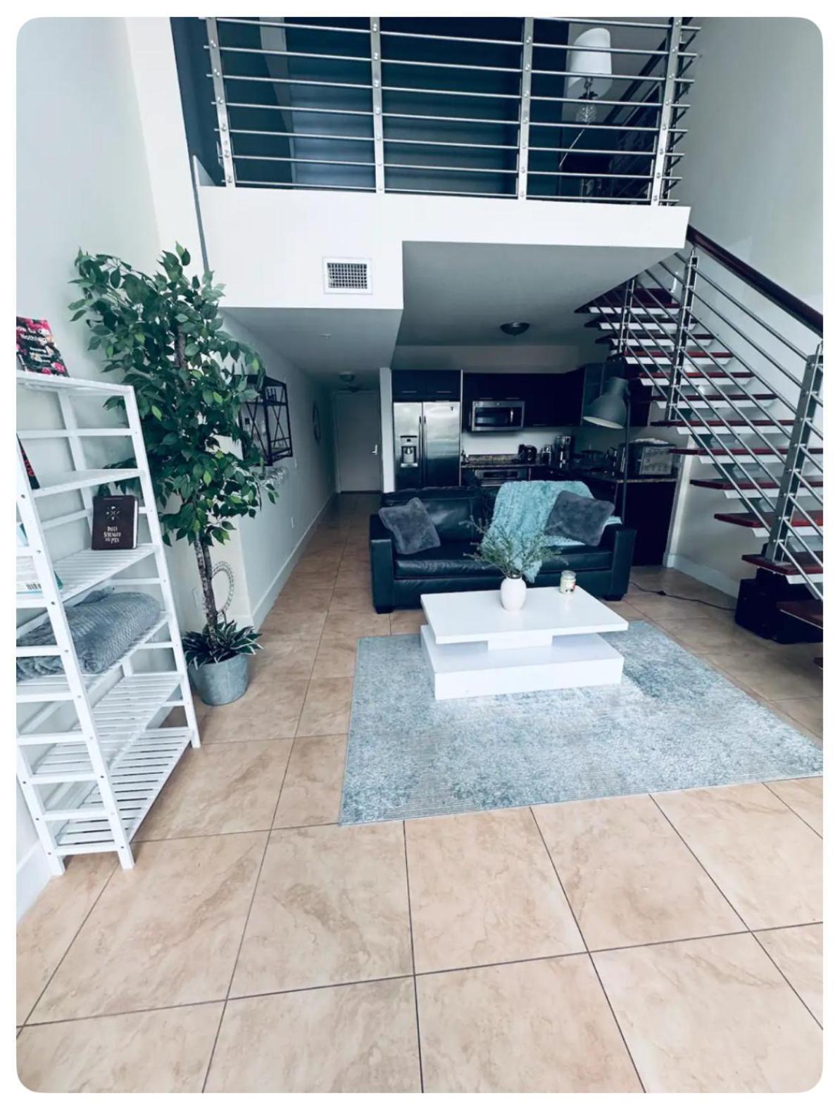 2 Story Loft Downtown Apartment Miami