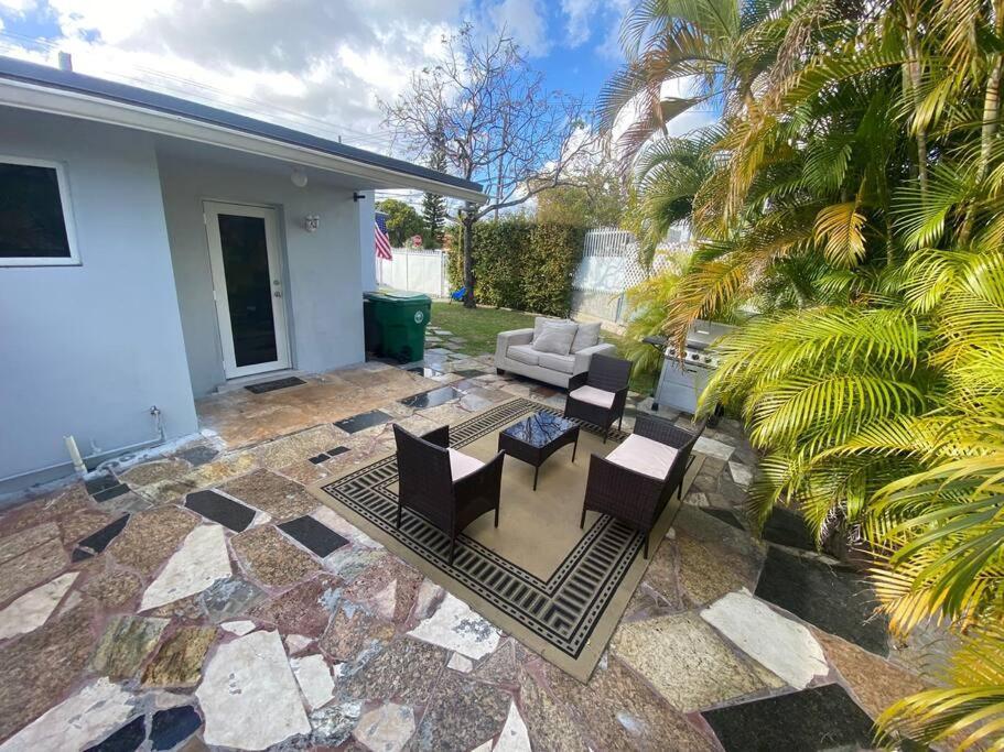 Comfortable House Near Downtown & Airport *