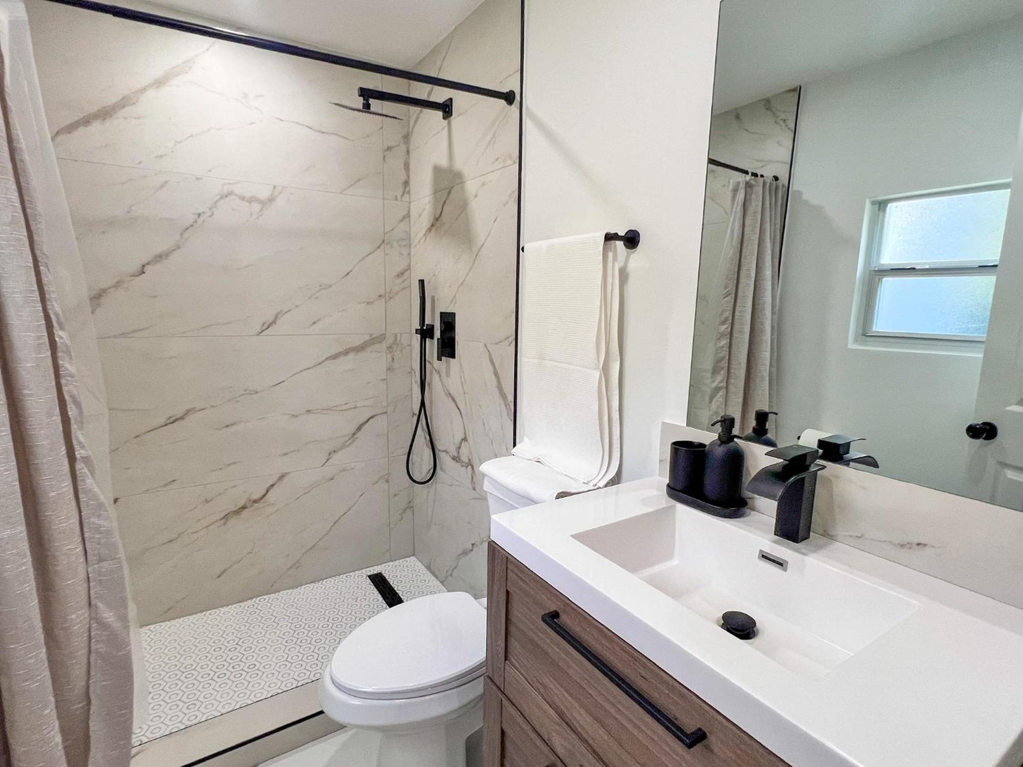 New 3bedroom 2bathroom Private Miami