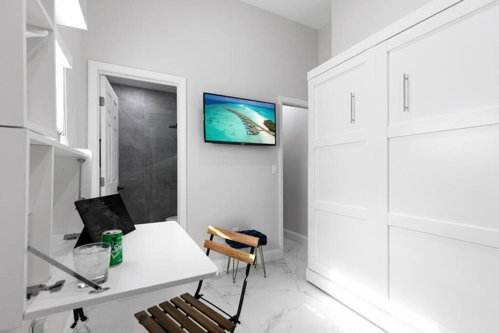 Luxury Private 5br Vibe Holiday home Miami