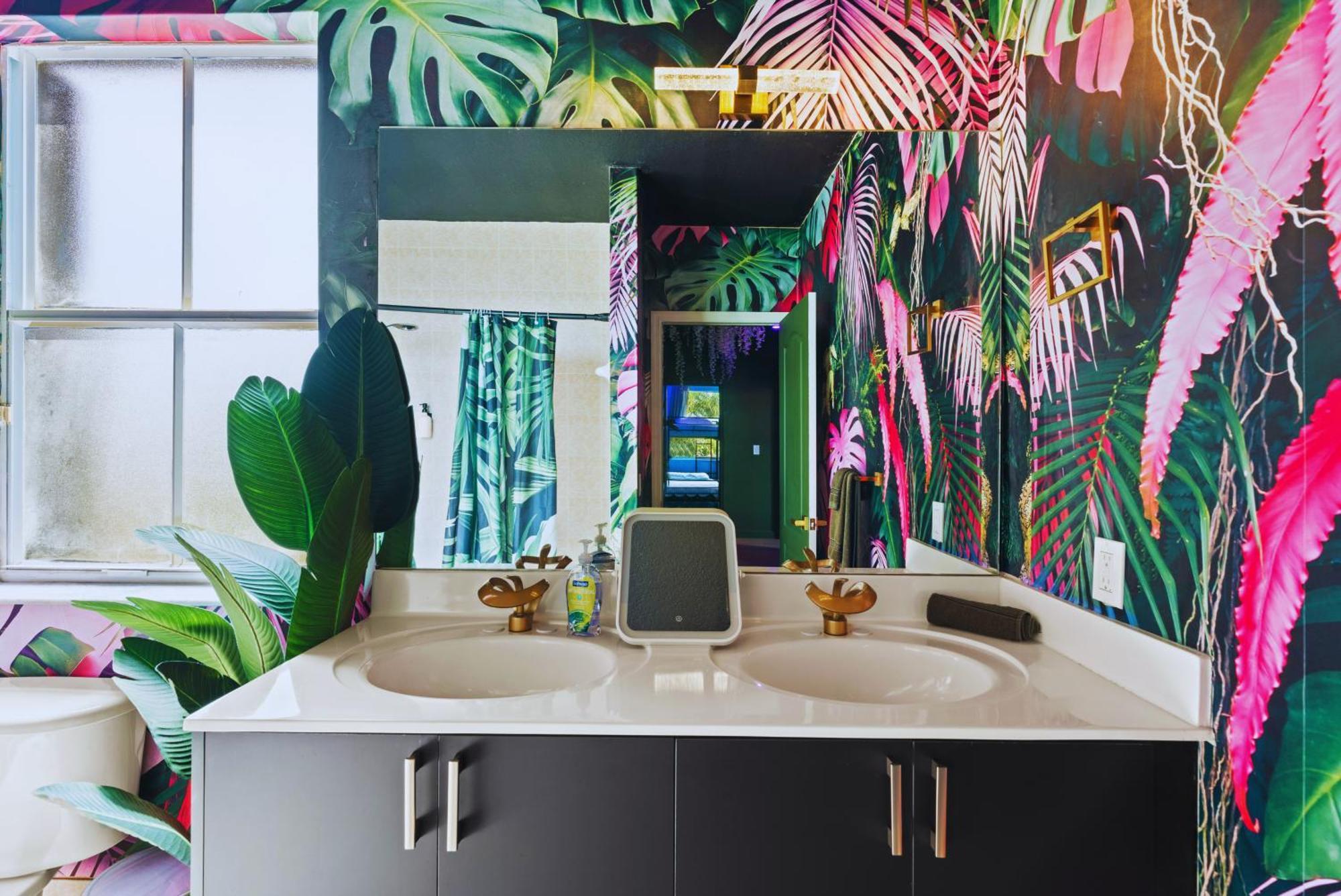 Avatar Luxe 5br W Cinema, Pool, Game & Bbq Villa Miami