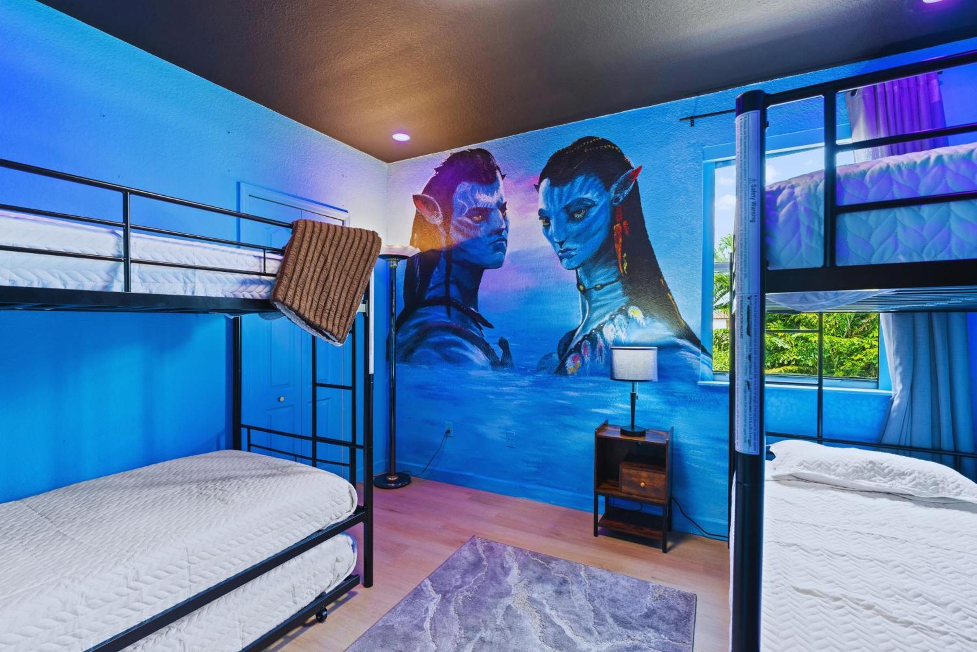 Avatar Luxe 5br W Cinema, Pool, Game & Bbq Villa