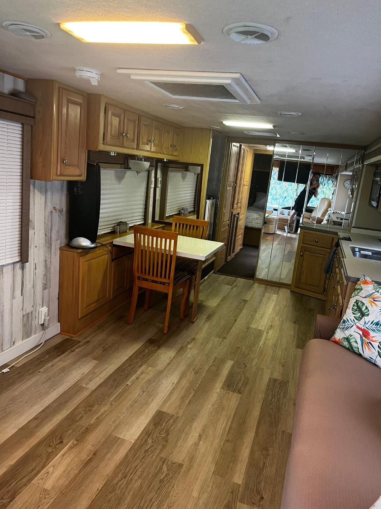 Campsite Remodeled And Comfortable Rv - Free Parking