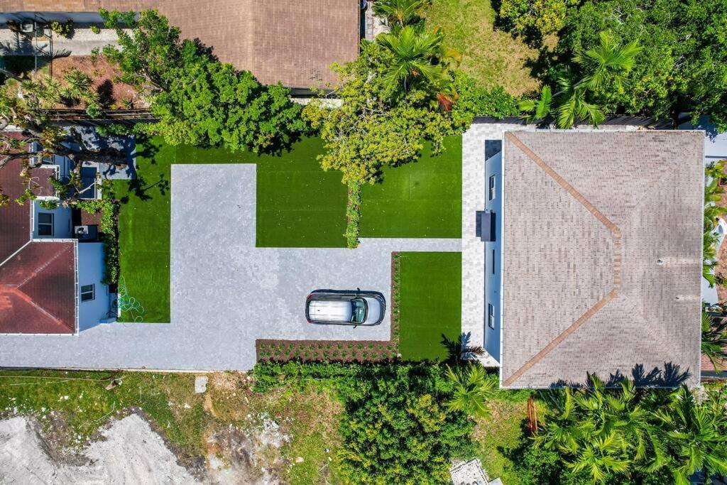 Brickell Marvellous Stunning House 12 People Holiday home