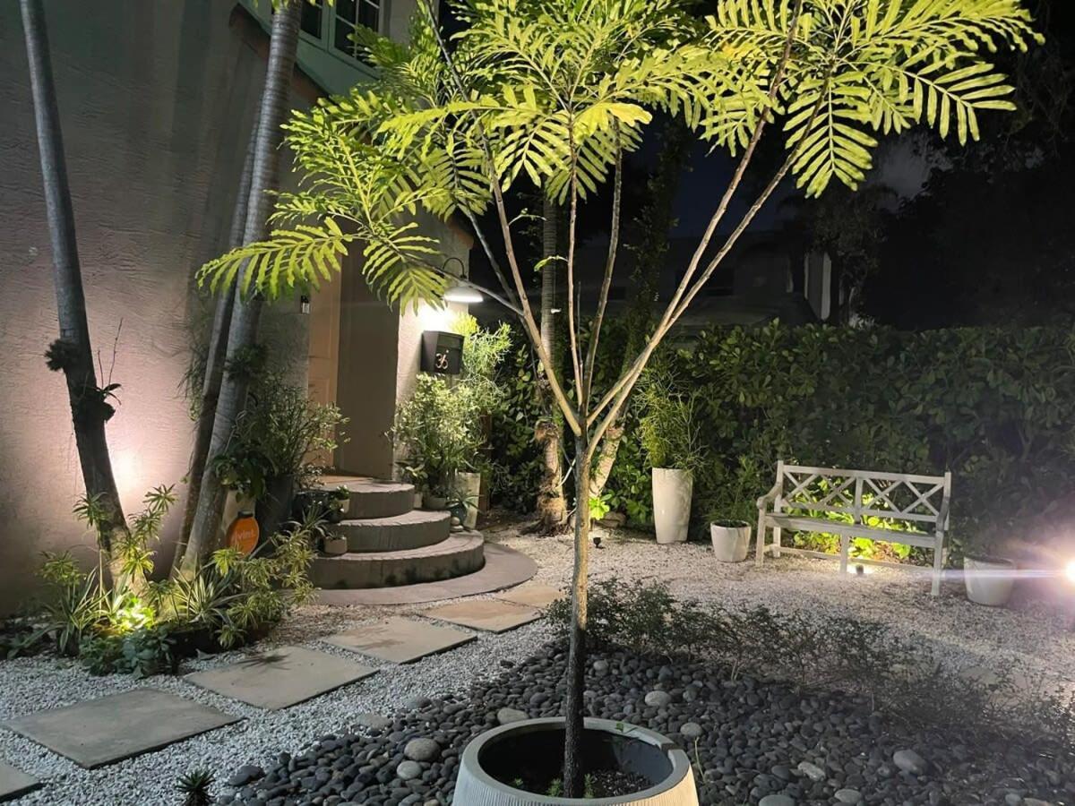 Design District Luxury The Perfect 3 Bedrooms Holiday home *