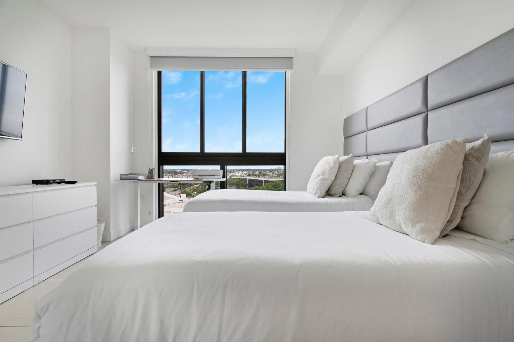 Holiday home La Central- Cityplace Doral And Across From A Park