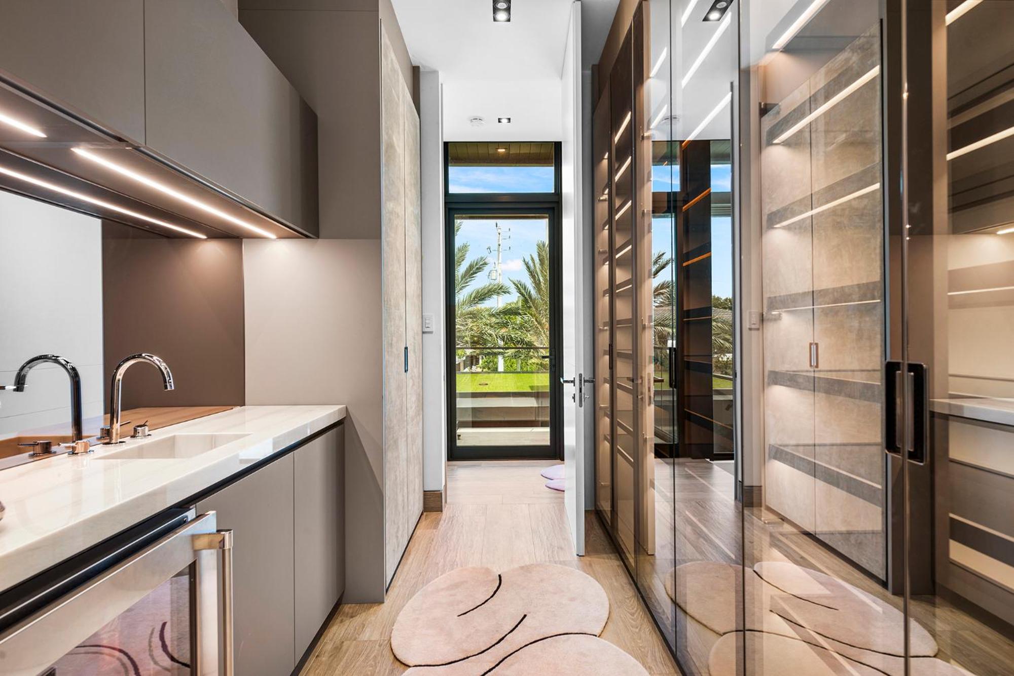 Modern Super Luxury * Miami