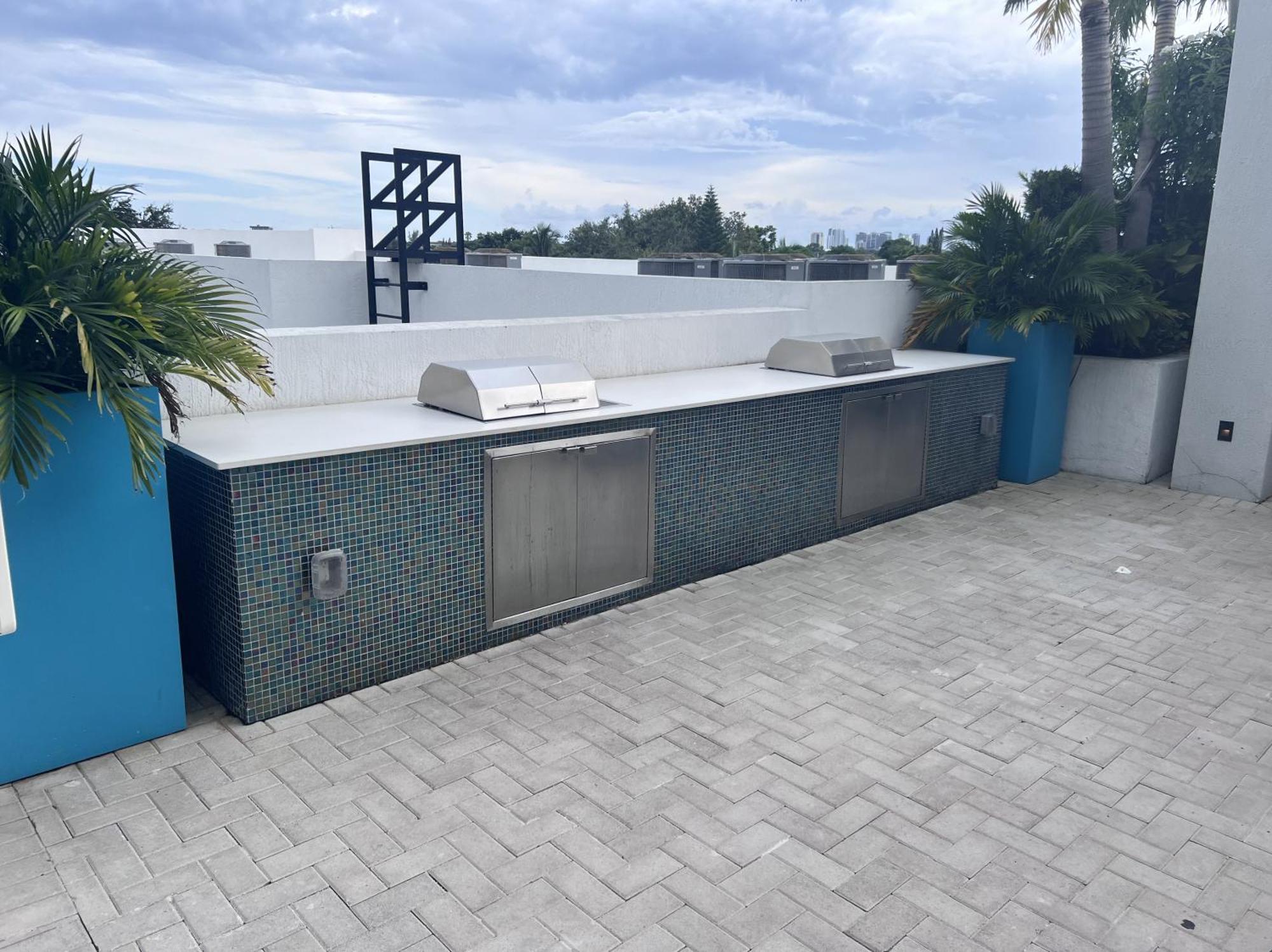 Master Bed In Calle Ocho *