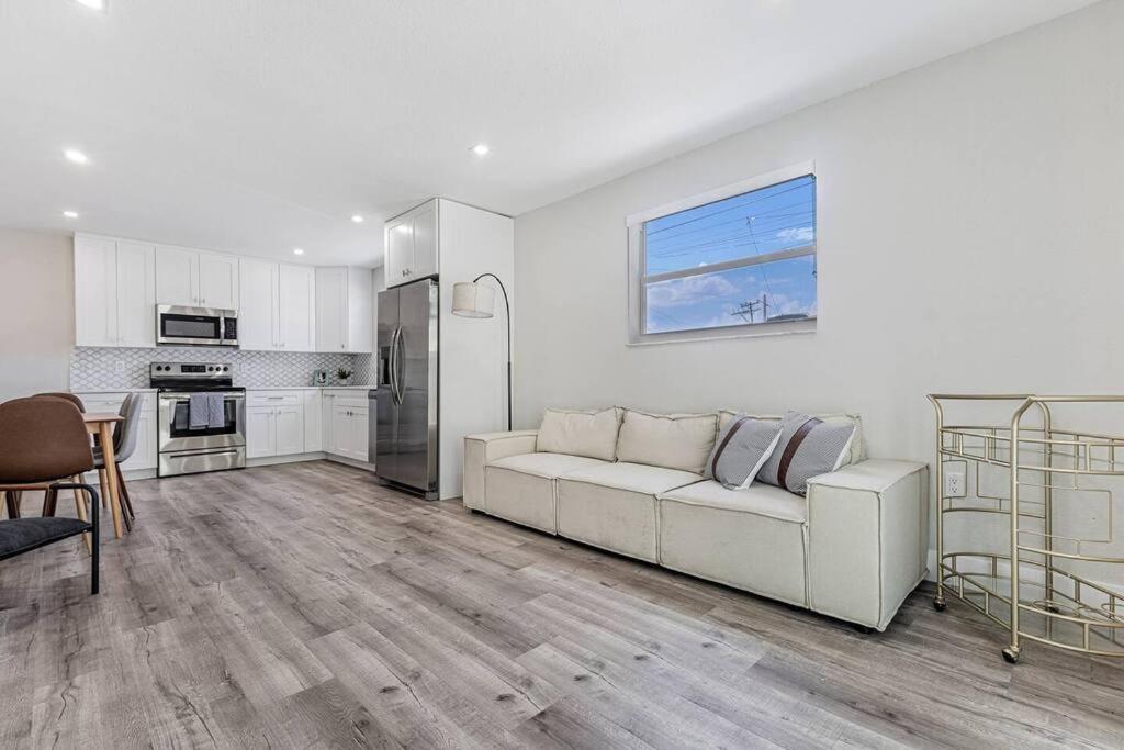 Holiday home Modern Oasis Retreat - Close To Airport