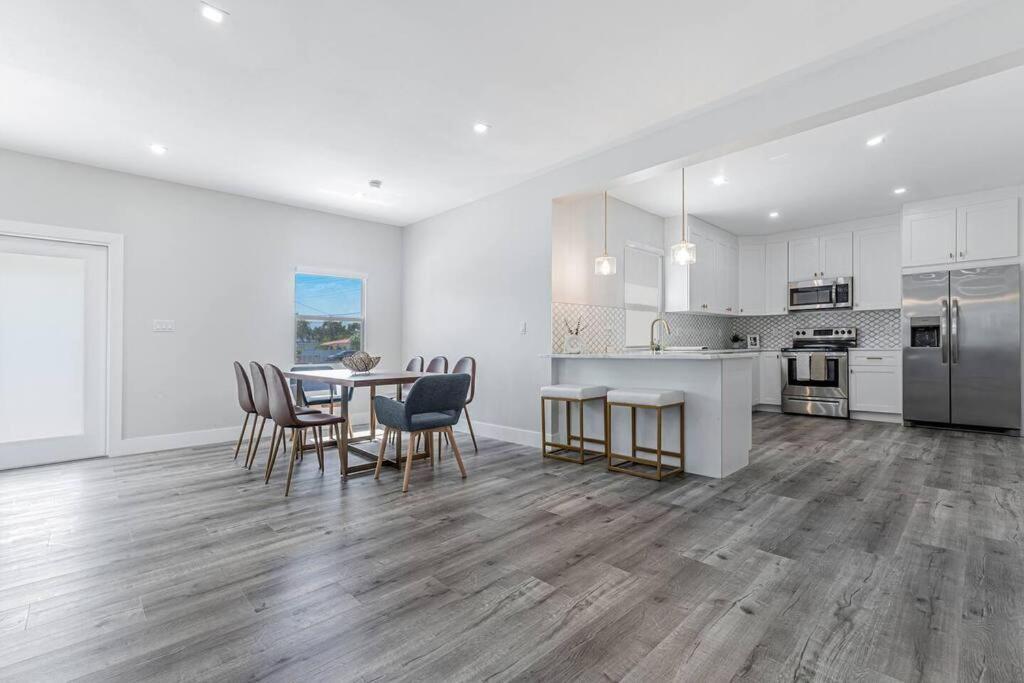 Holiday home Modern Oasis Retreat - Close To Airport