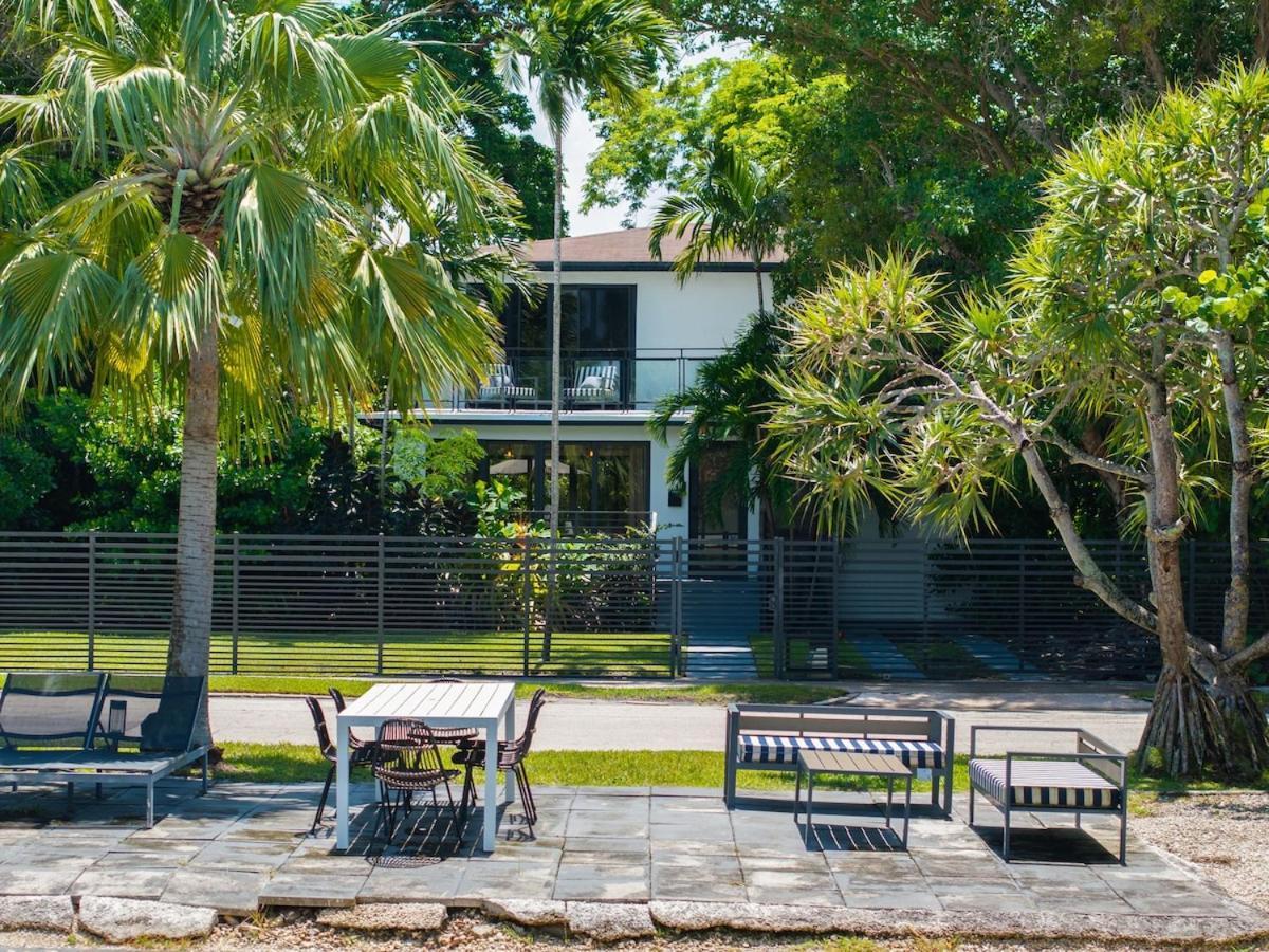 The Waterhouse- Amazing With Infinity Pool Holiday home