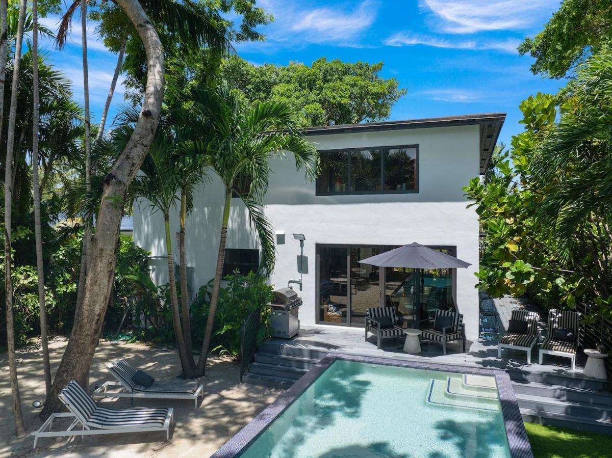 The Waterhouse- Amazing With Infinity Pool Holiday home *