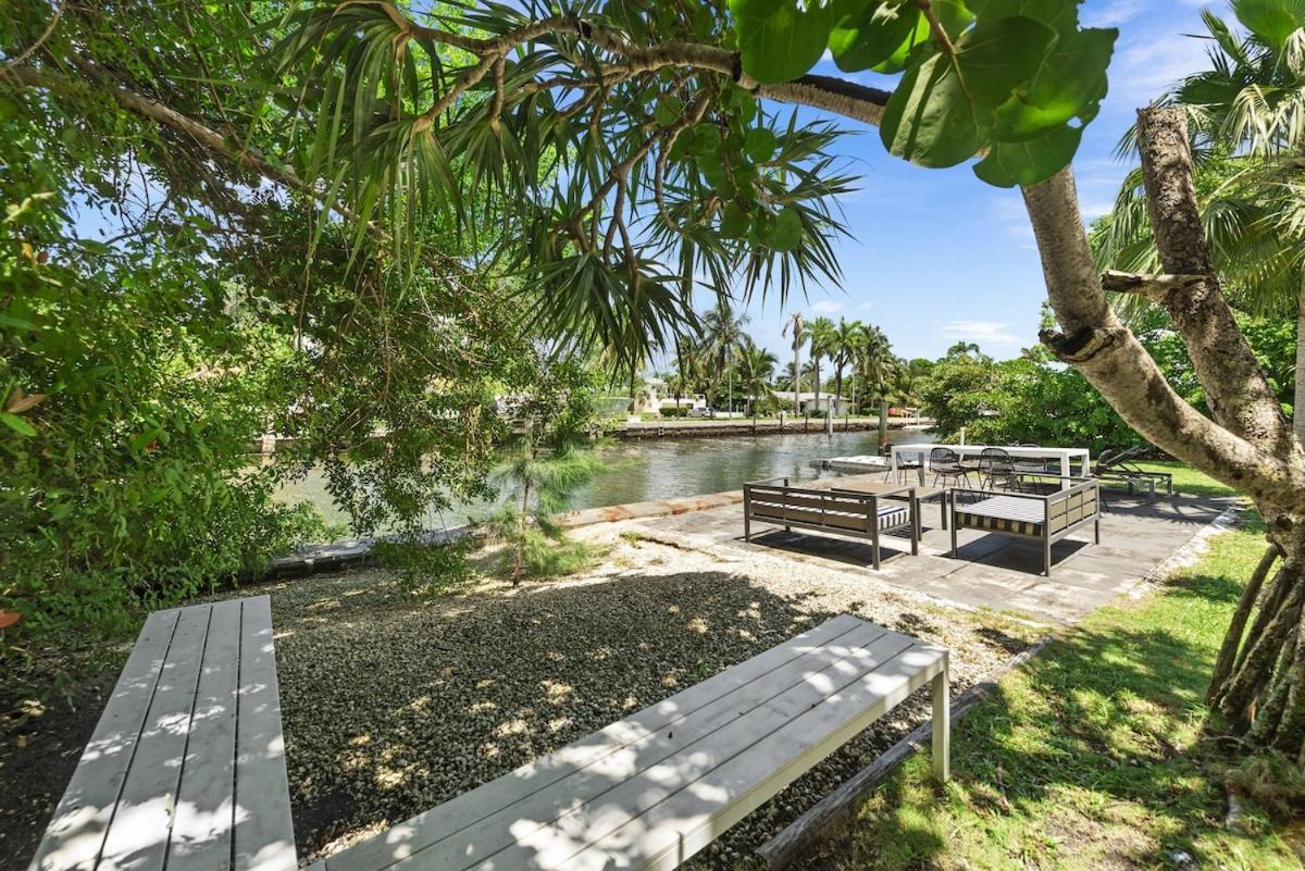 The Waterhouse- Amazing With Infinity Pool Holiday home
