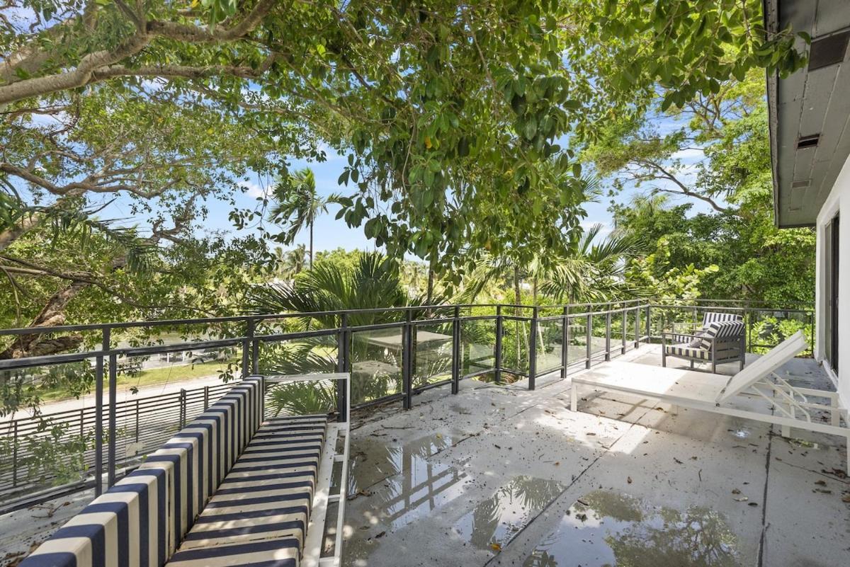 Holiday home The Waterhouse- Amazing With Infinity Pool *