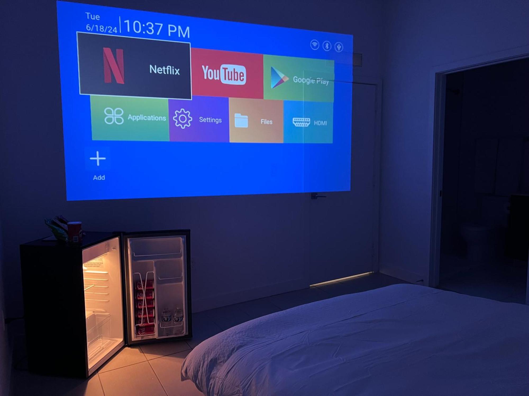Master Bed In Calle Ocho *