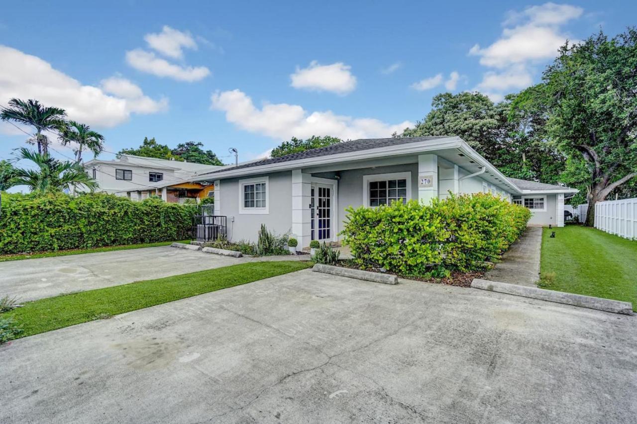 Vakantiehuis Poolside Oasis-your Wynwood Family Retreat