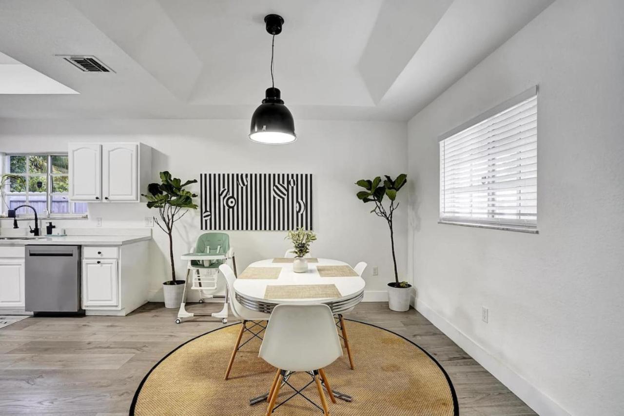 Holiday home Poolside Oasis-your Wynwood Family Retreat *