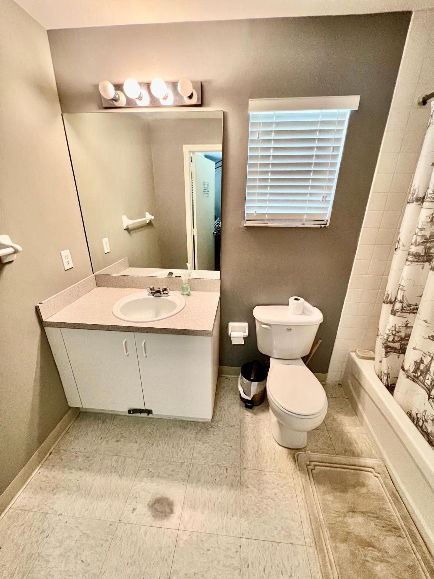 Caribbean Wynwood, Homestay Miami