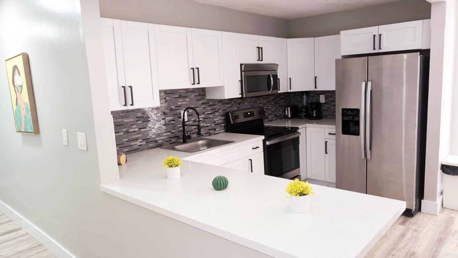 *beautiful Family House 3 Bd/2 Bathrooms+backyard* Vakantiehuis Miami
