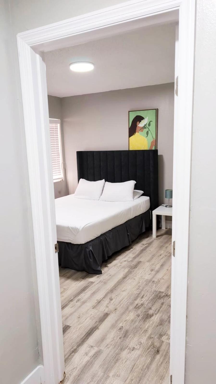 Vakantiehuis *beautiful Family House 3 Bd/2 Bathrooms+backyard* Miami
