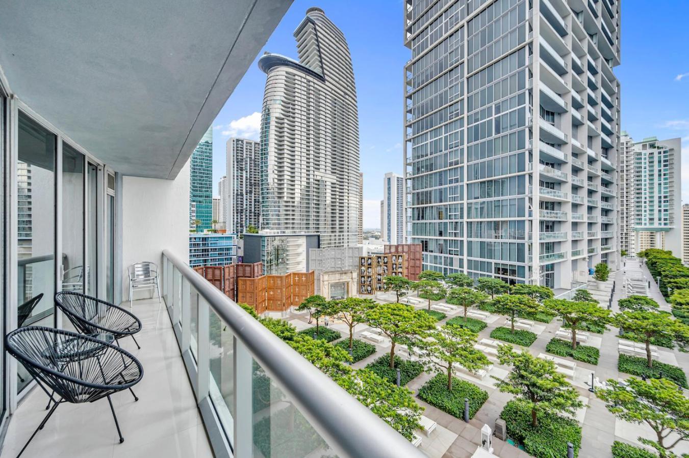 Unique 1br Icon Brickell Waterviews-freespa Apartment Miami