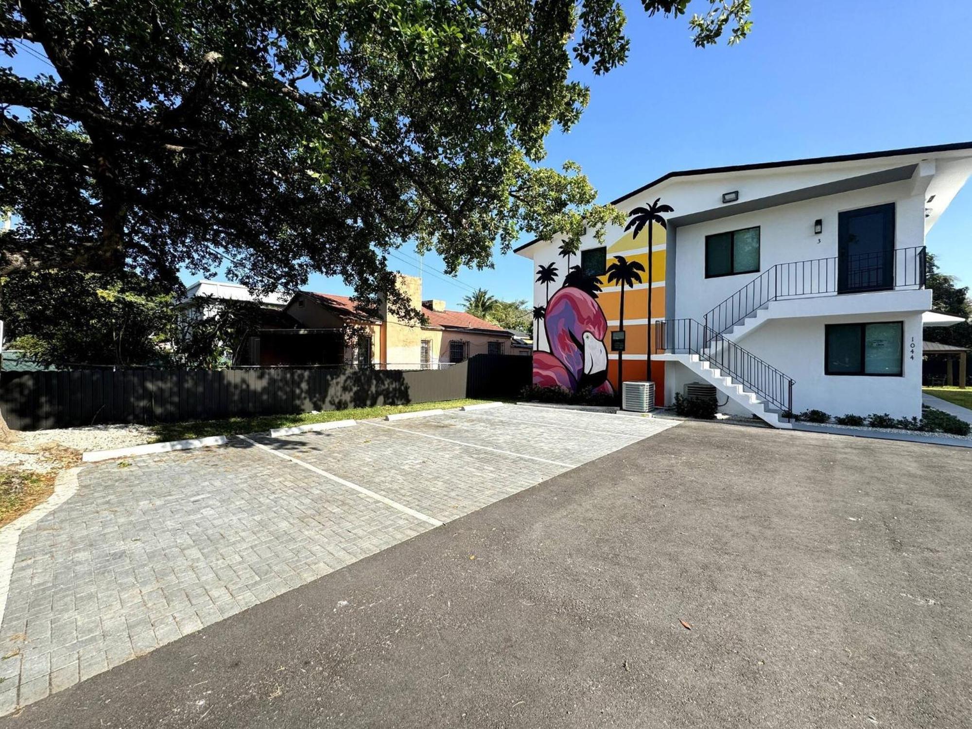 Stylish Serenity: Wynwood Oasis Retreat