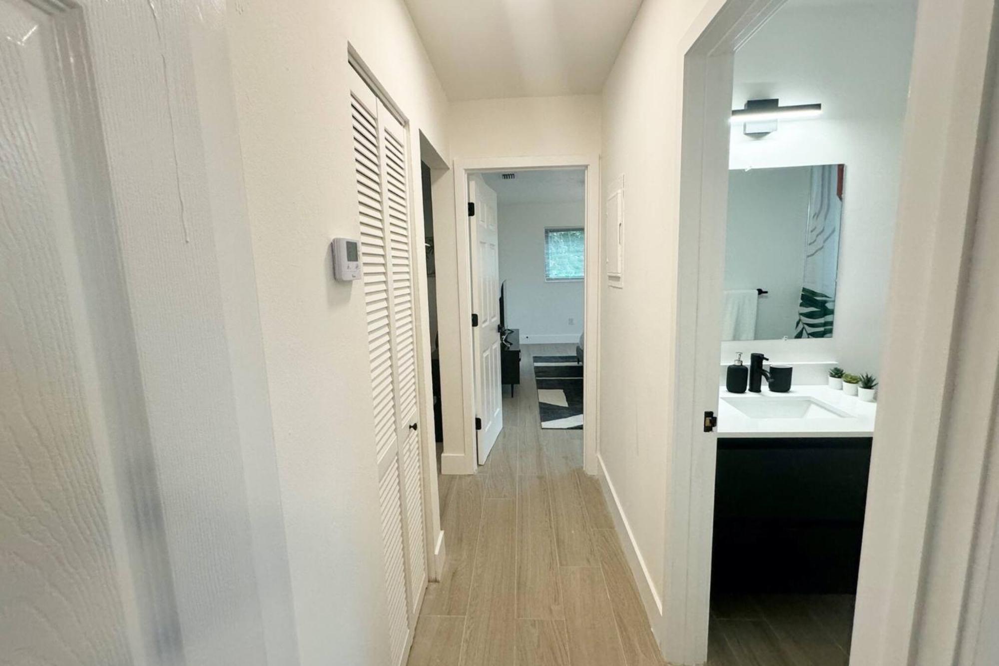 Stylish Serenity: Wynwood Oasis Retreat Miami
