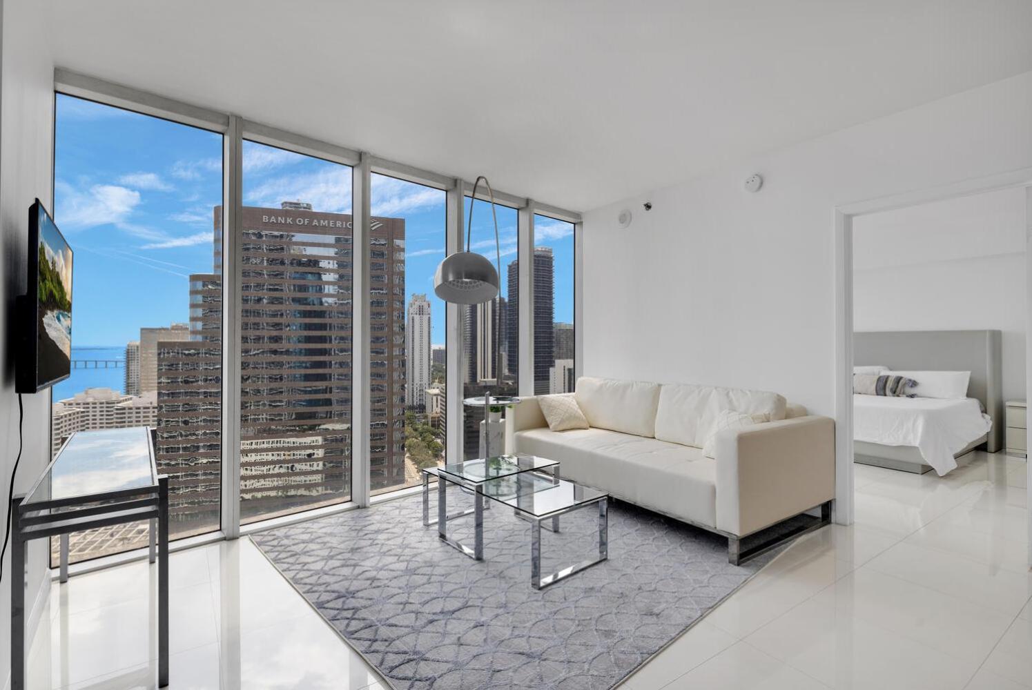 Apartment Large In W With Bay Views
