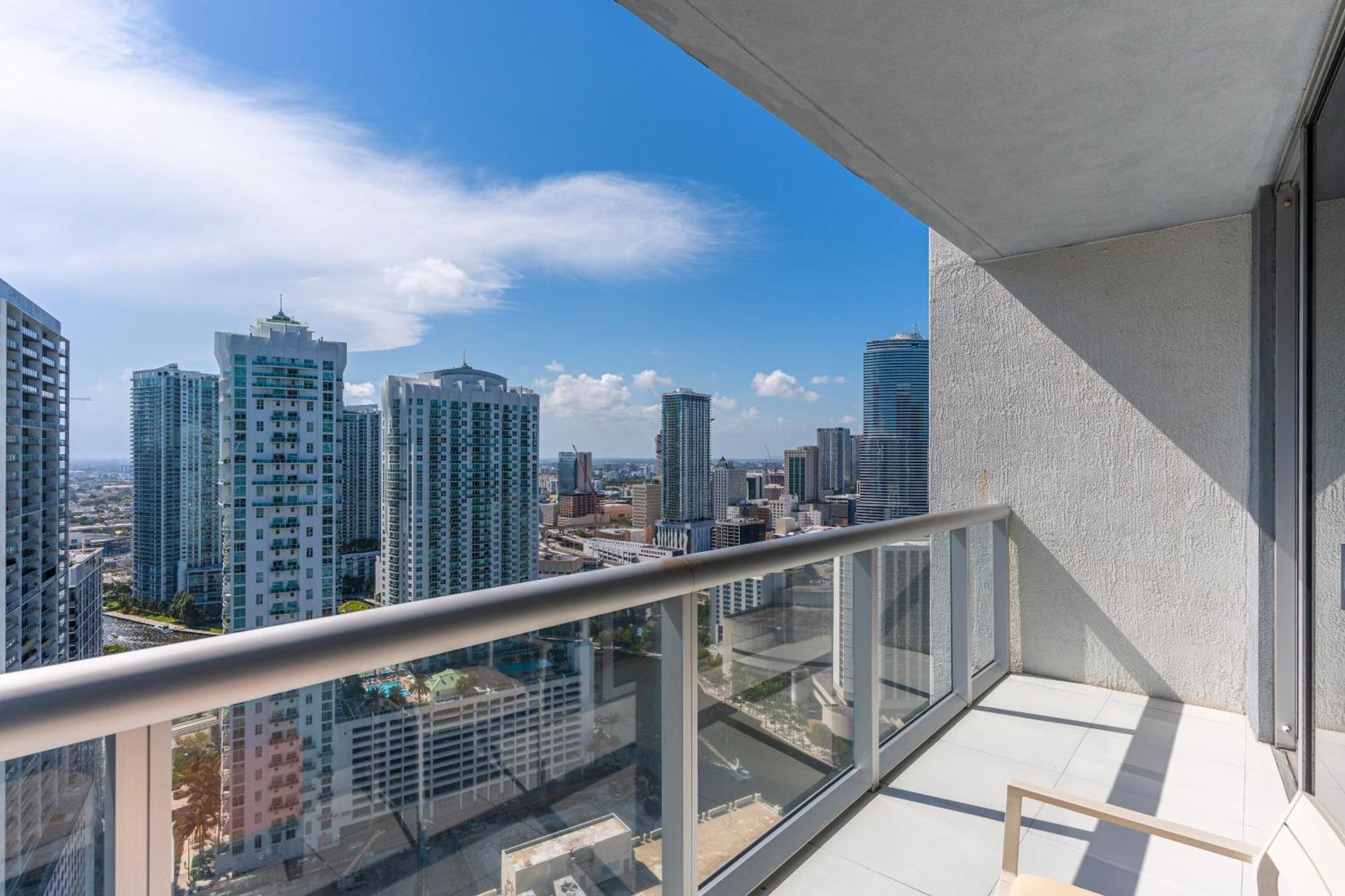 Large In W With Bay Views * Miami