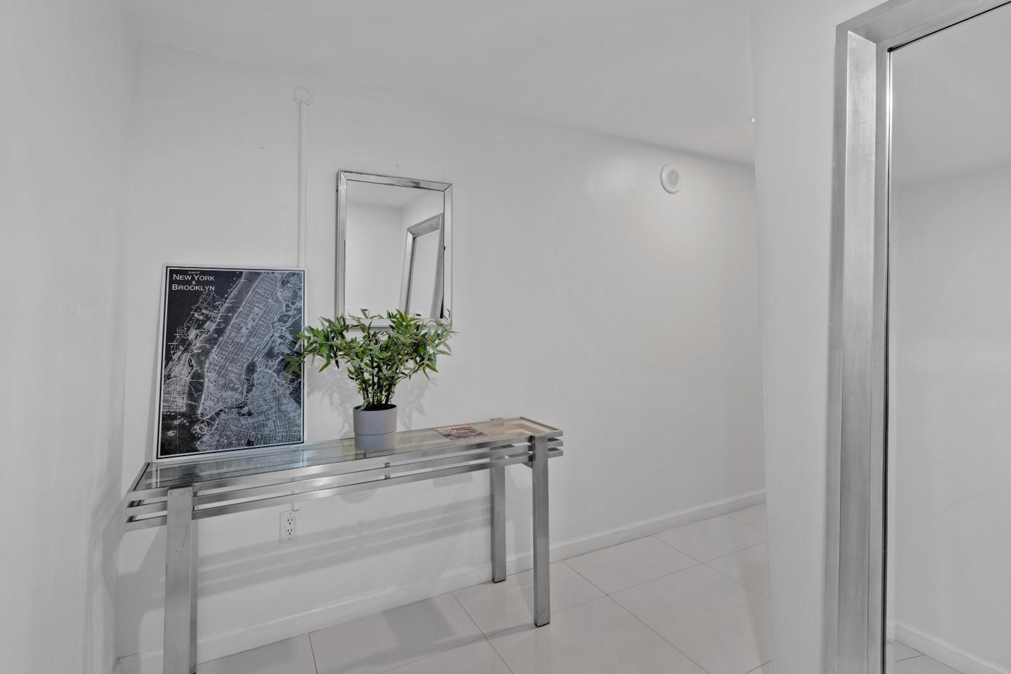 Large In W With Bay Views * Miami