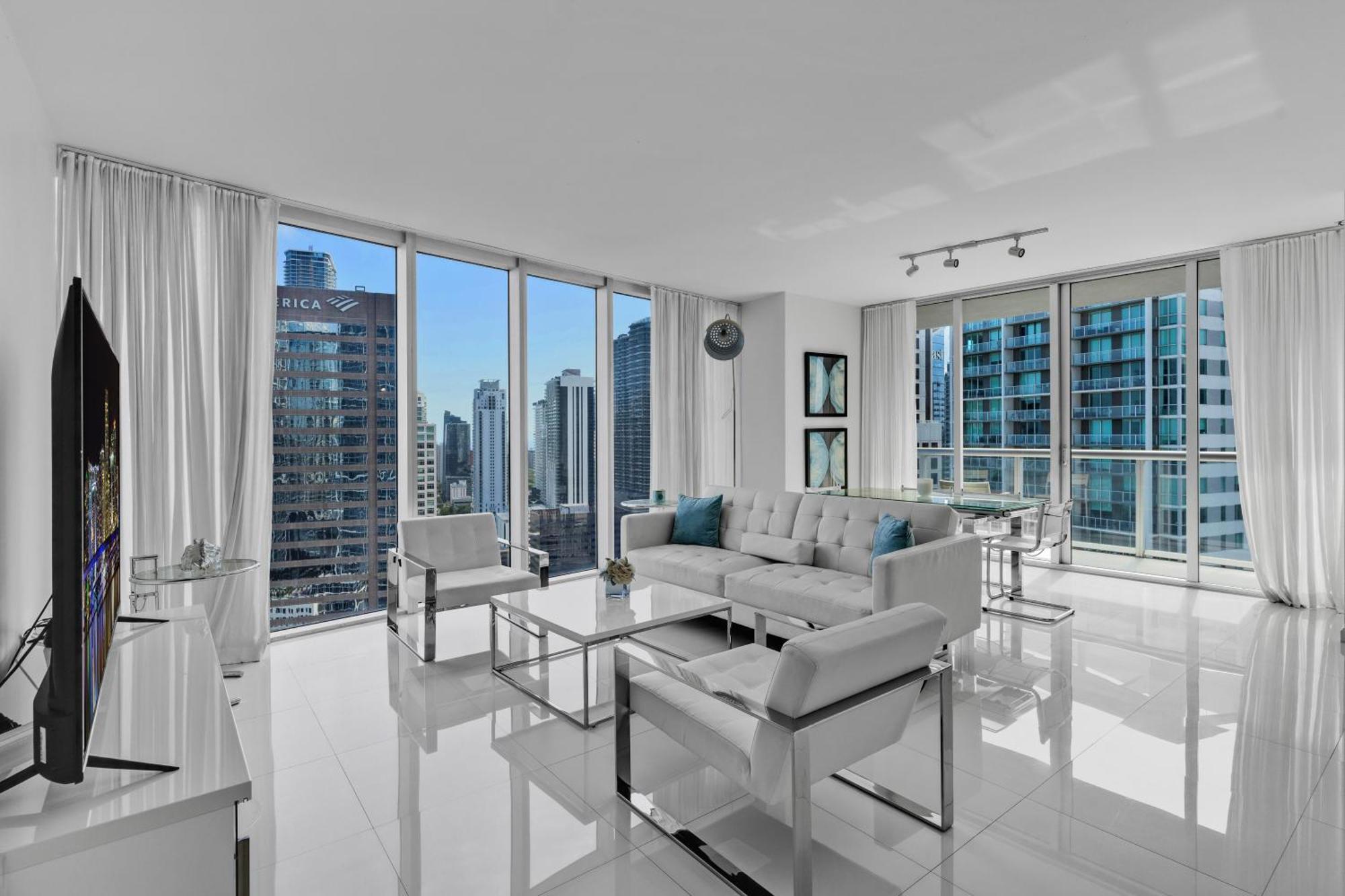Apartment Large In W With Bay Views