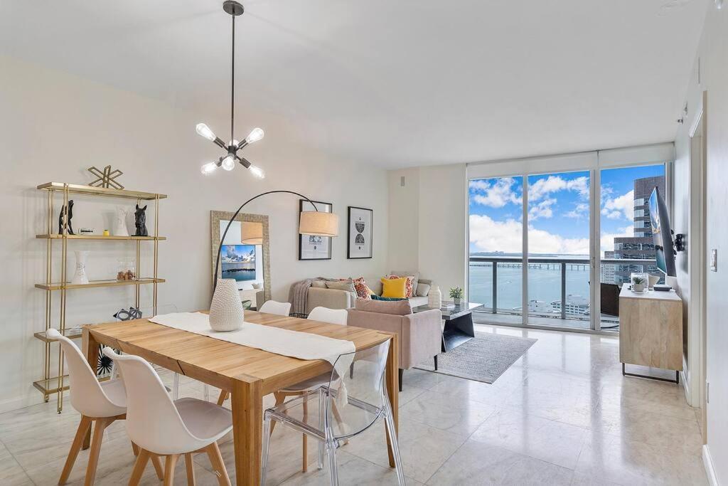 Luxury Waterfront 2 Bdrs At Icon Brickell - W * Miami