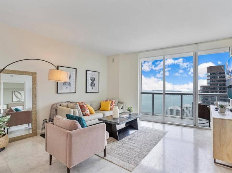Luxury Waterfront 2 Bdrs At Icon Brickell - W Miami