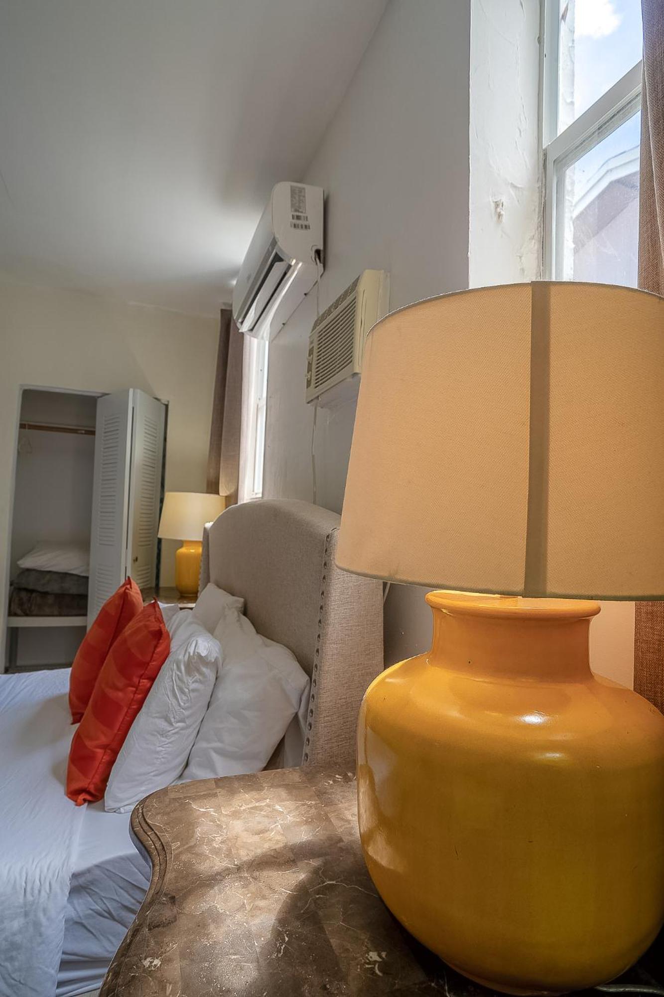 Private #3 Parking Tv Cable Tv, Wifi Centrally Located * Miami