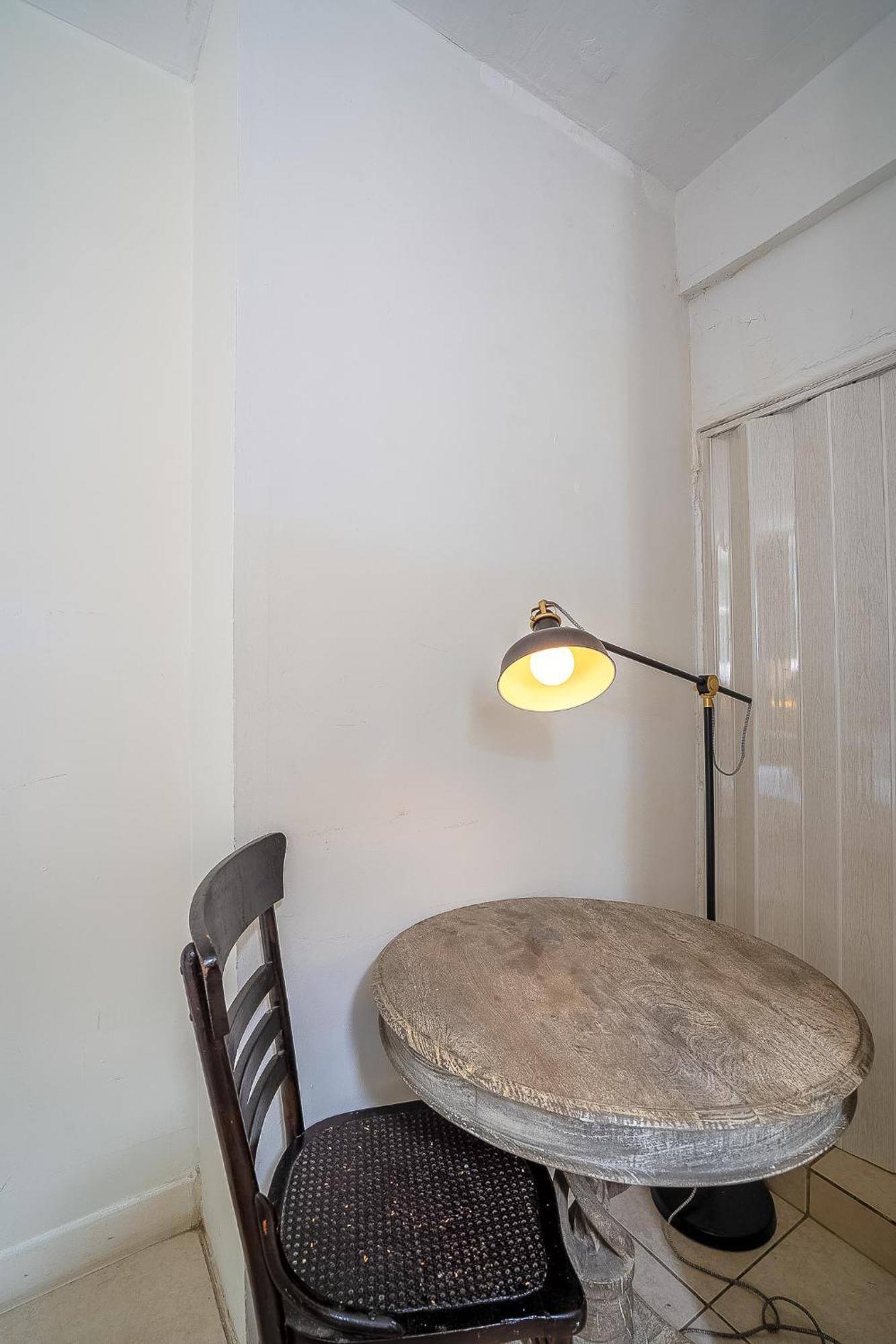 Private #3 Parking Tv Cable Tv, Wifi Centrally Located Homestay Miami