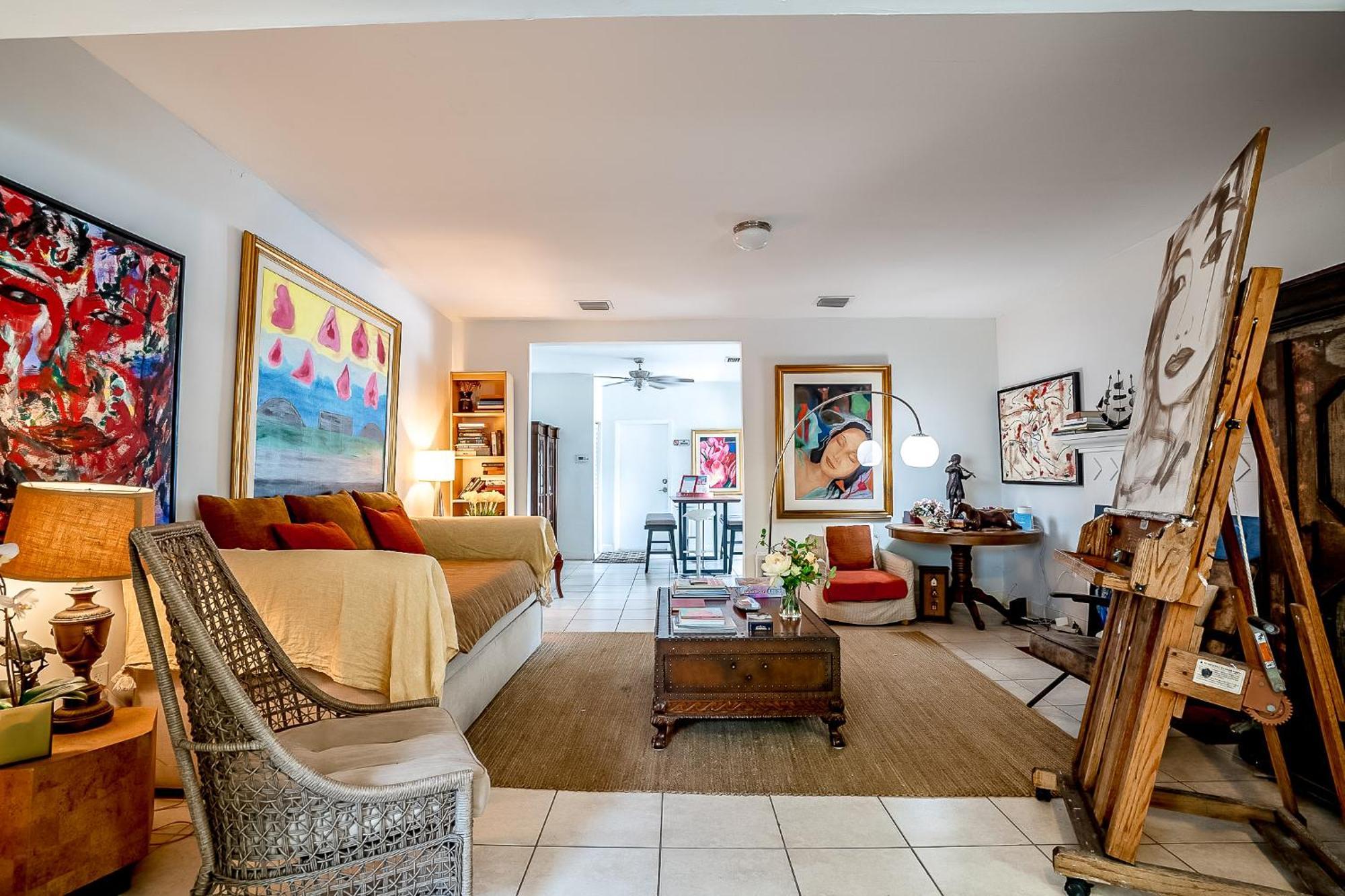 Private #3 Parking Tv Cable Tv, Wifi Centrally Located * Miami
