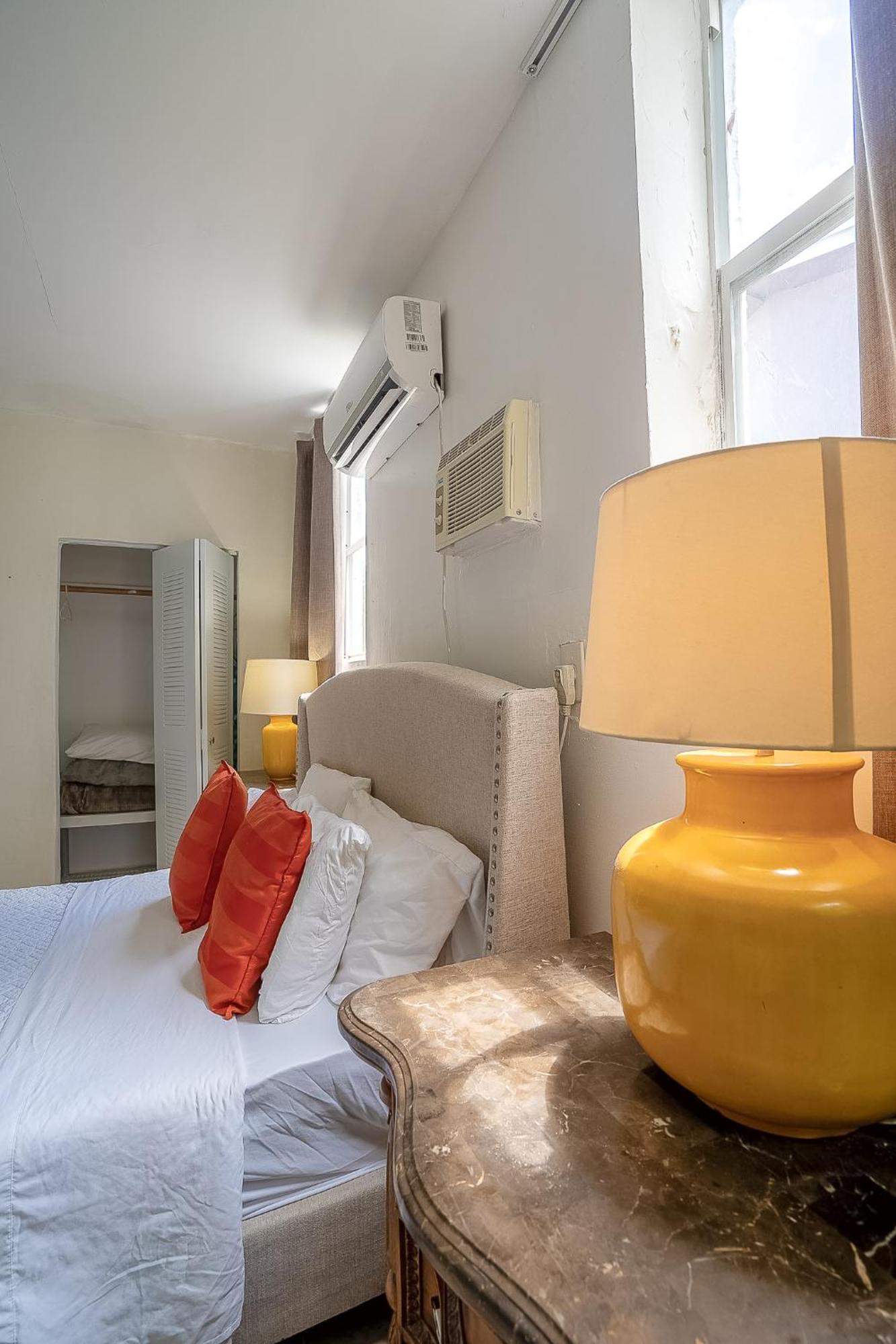 Private #3 Parking Tv Cable Tv, Wifi Centrally Located