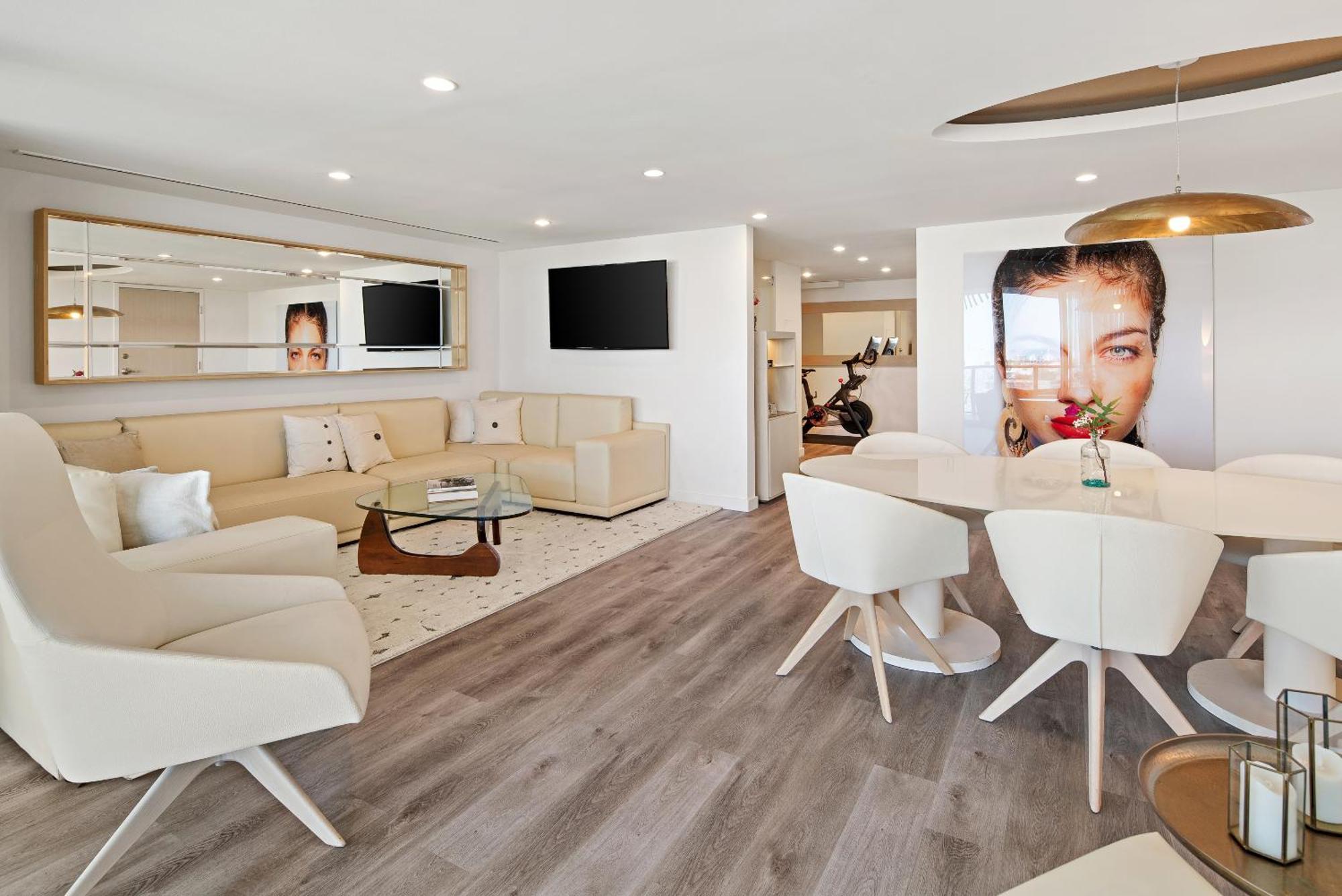 The Grayson Downtown Hotel 4*