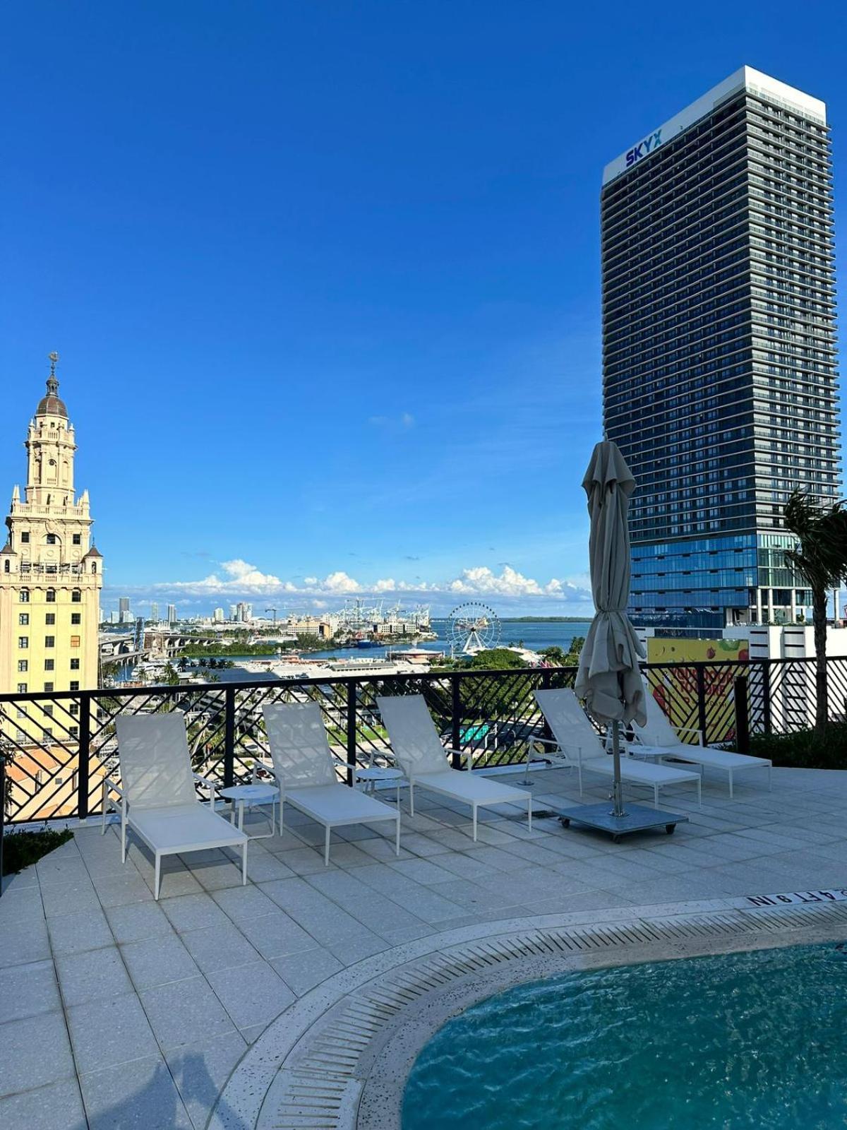 Appartement New Luxury At Downtown