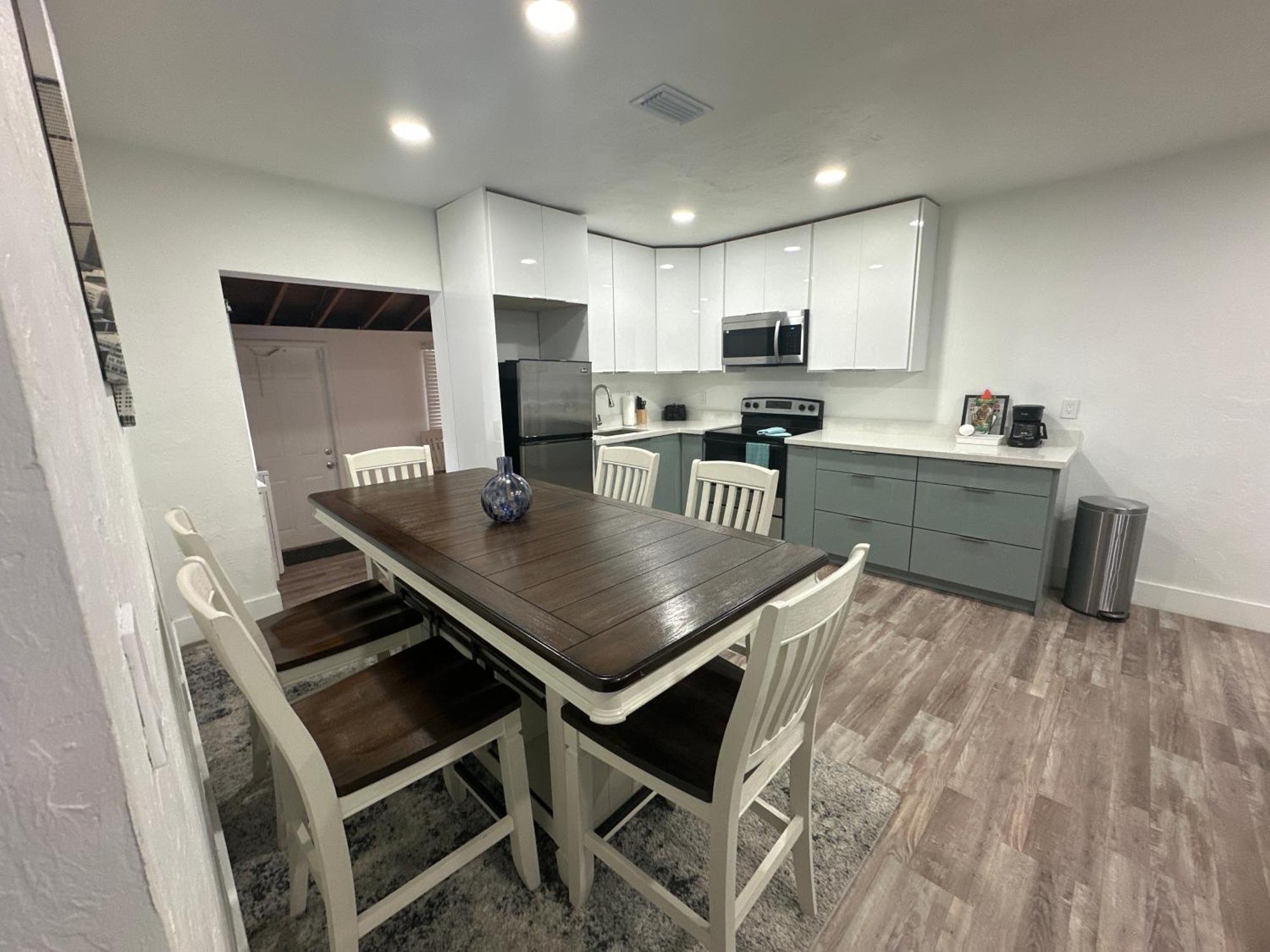Entire 3/1 House Near Wynwood! * Miami