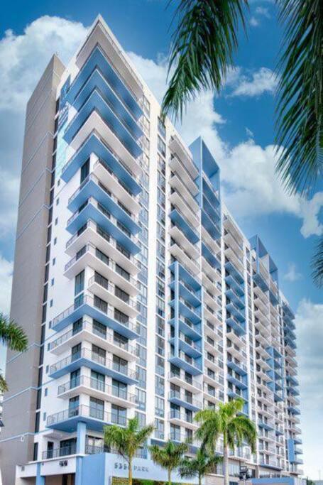 Wonderful In Downtown Doral *