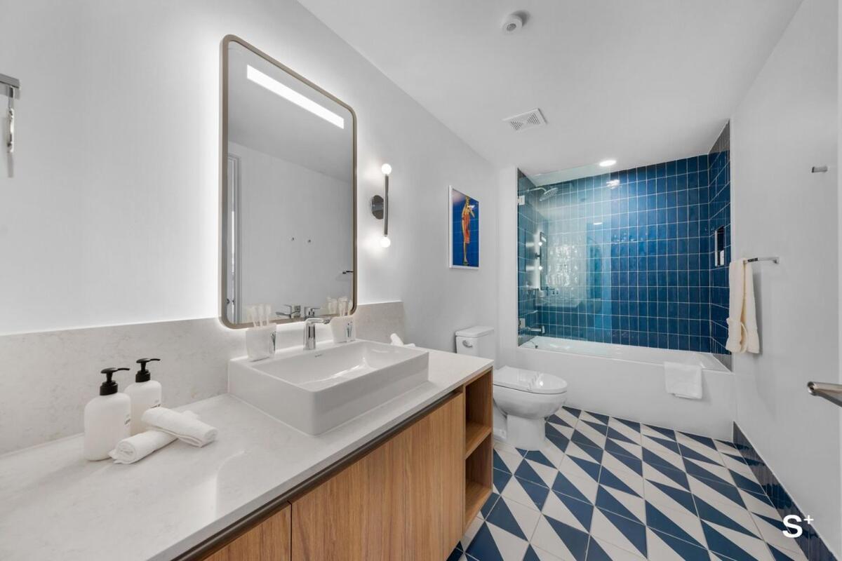 Chic Downtown 1br With Stunning Skyline Views * Miami