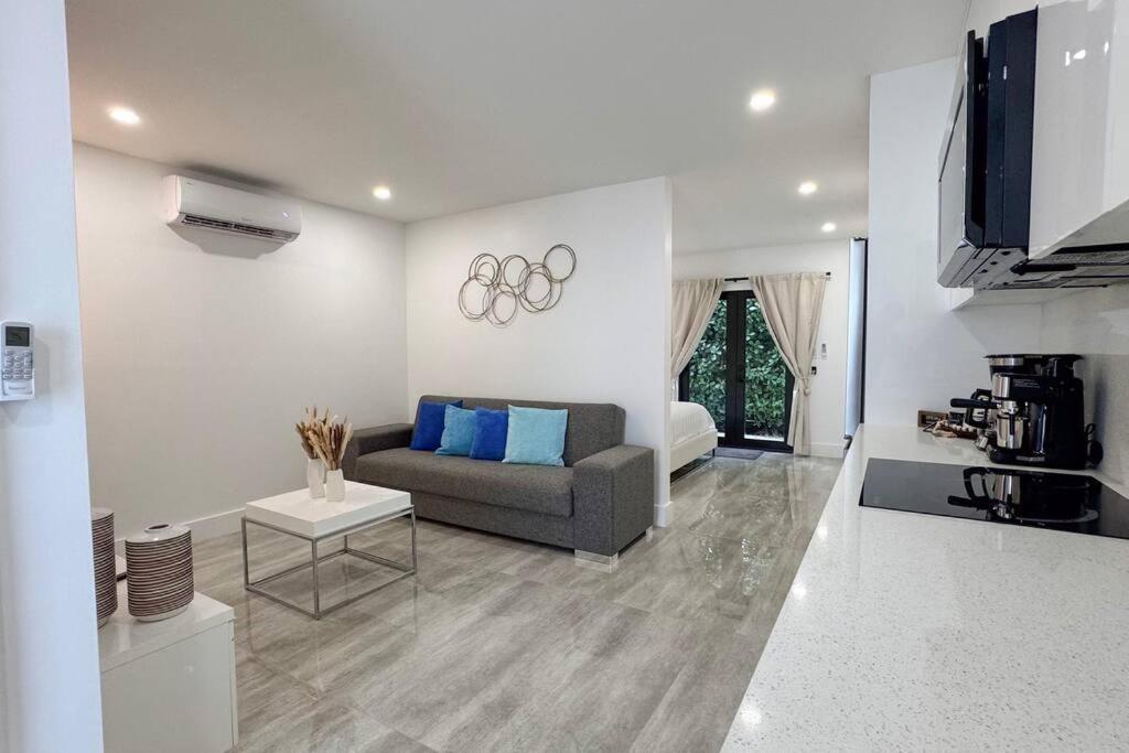 Beautiful Loft In The Heart Of Holiday home Miami