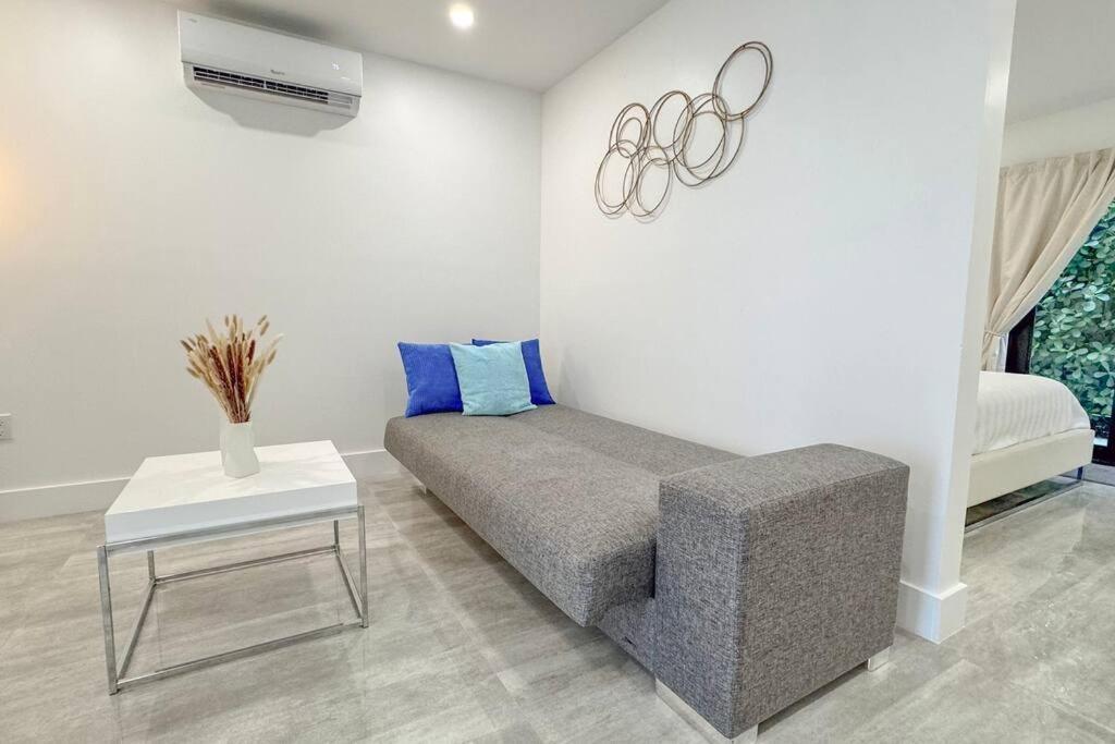 Beautiful Loft In The Heart Of Holiday home Miami