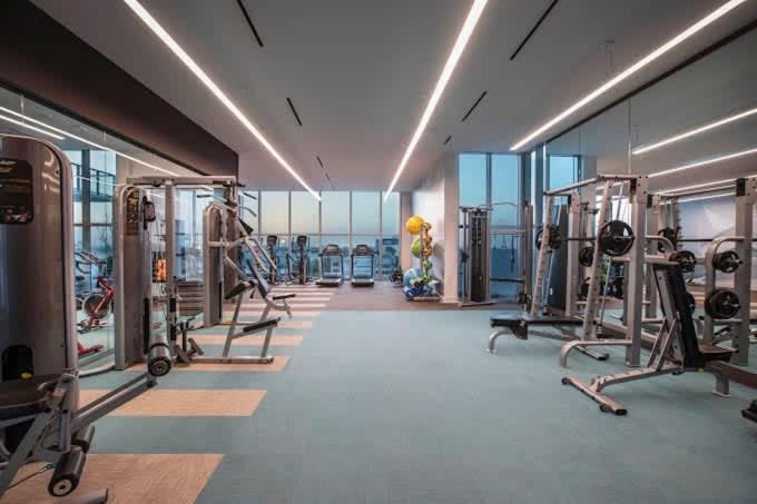 Modern 2-bedroom 2-bathroom Pool Parking Apartment Miami