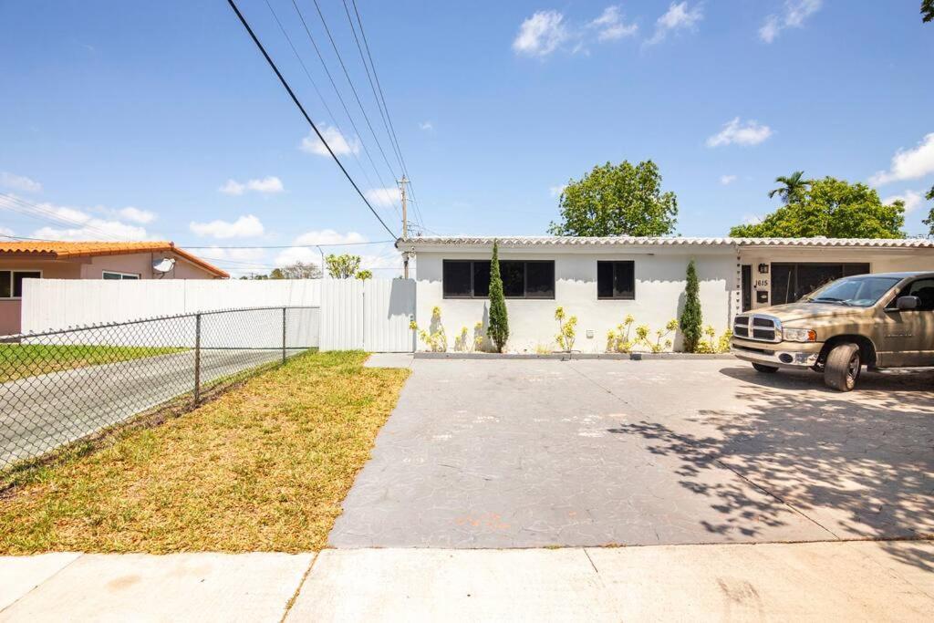 Apartment Private Double Near Clinics *