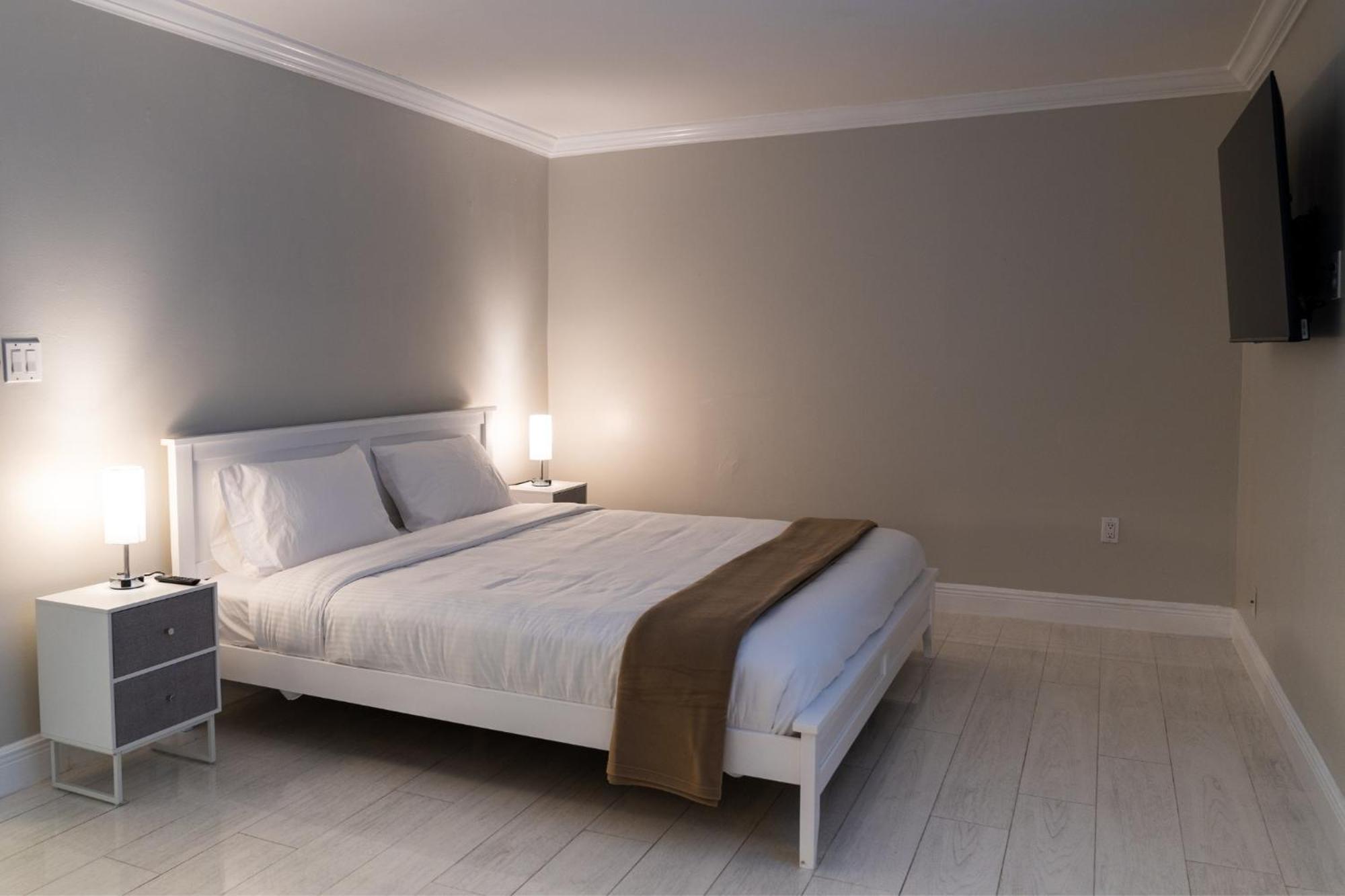Riverside Luxury Retreat 3b ,3ba Next To Downtown * Miami