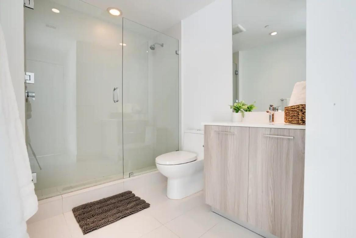 Holiday home Paraiso- Rooftop Pool Views And Prime Location Miami