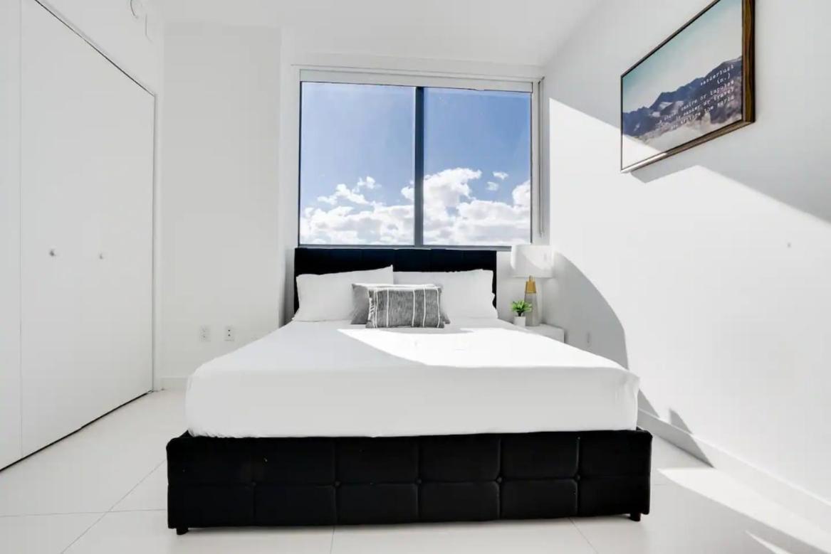Paraiso- Rooftop Pool Views And Prime Location Holiday home